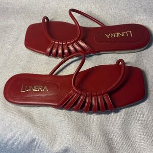 Lunera Red Strappy Square-Toe Women's Sandals. Size 39.